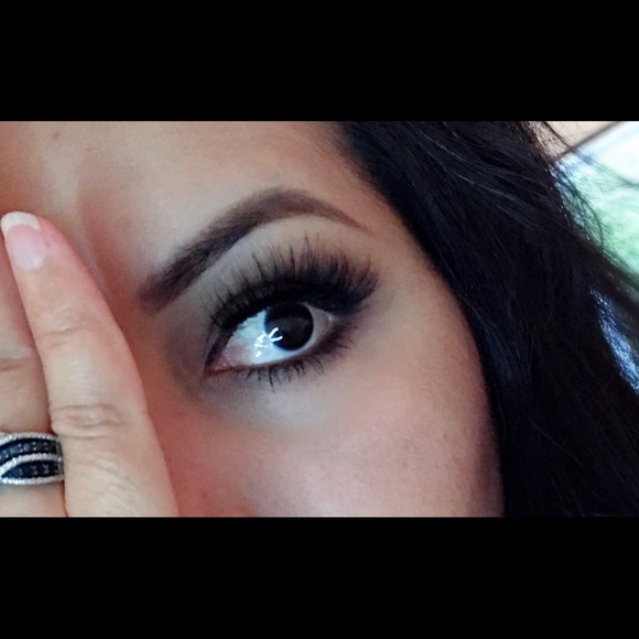 Real Mink Lashes - Picture 1 of 4